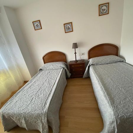 Apartamento Centrico Con Vistas Y Cerca De Playa Puentedeume Exterior photo
